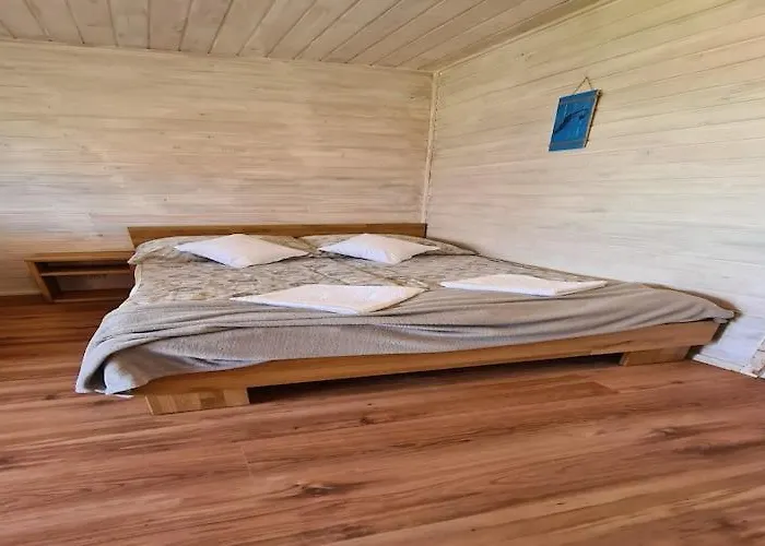 Comfortable, Single-story Homes 別荘 ボボリン