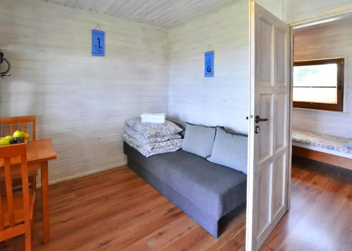 Comfortable, Single-story Homes 別荘